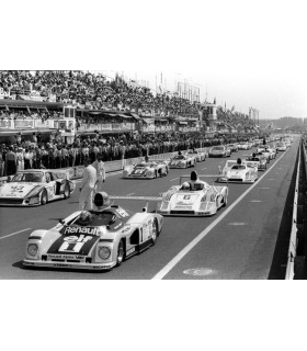Le Mans 24 hours race by Francis Apesteguy